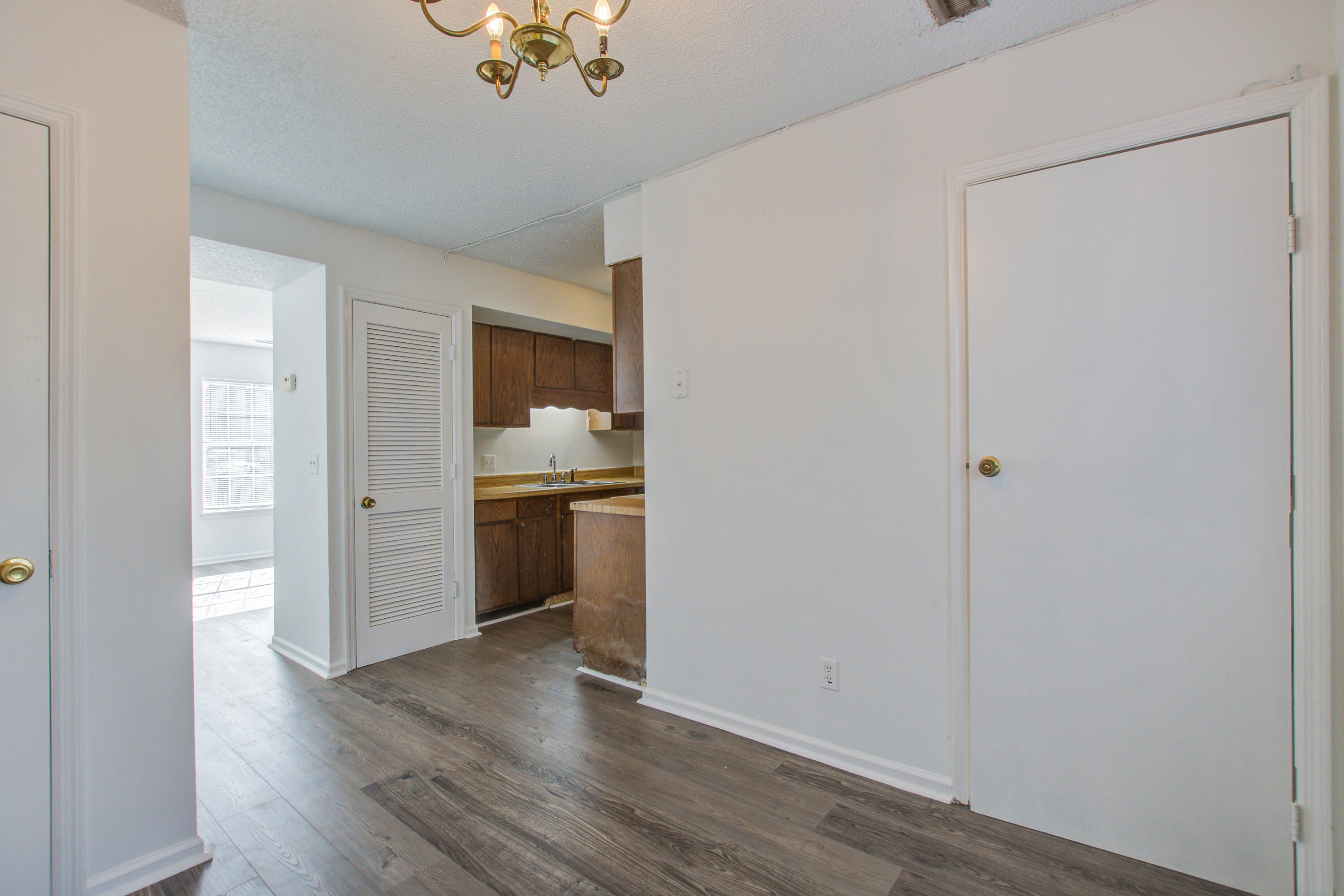 205 Weber Road, Unit B Summerville, SC 29483 - Photo 13 of 21 205b (13)