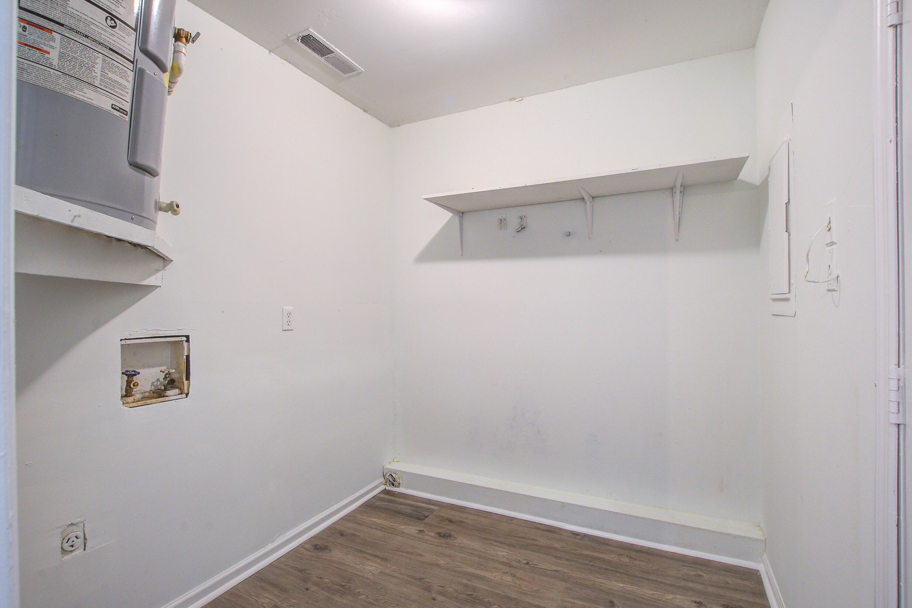 205 Weber Road, Unit B Summerville, SC 29483 - Photo 15 of 21 205b (15)