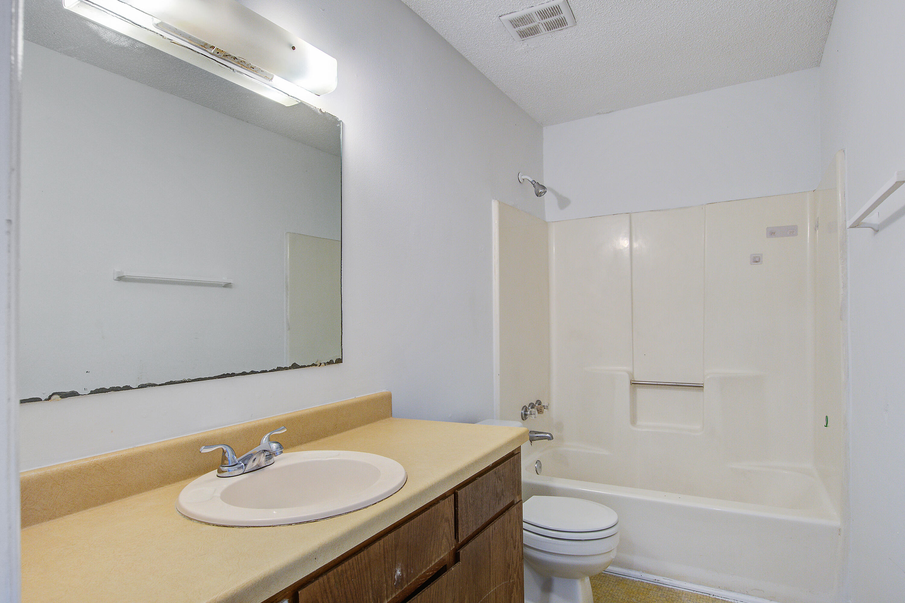 205 Weber Road, Unit B Summerville, SC 29483 - Photo 19 of 21 205b (18)
