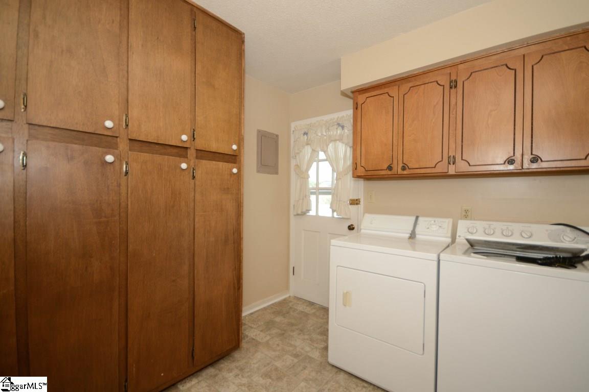 1197 Holly Springs Road Lyman, SC 29365 - Photo 18 of 22 Gallery Image 18