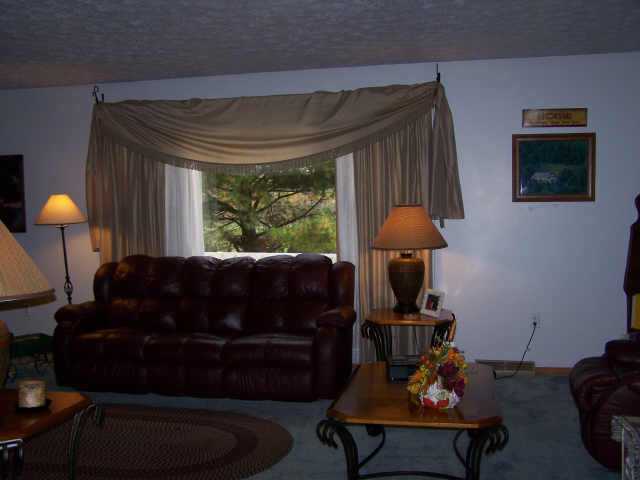 3800 Hamburg Road Southwest Lancaster, OH 43130 - Photo 2 of 10 Gallery Image 2