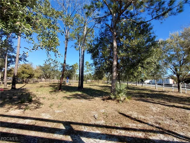 $90,000 | 621 Avenida Del Sur, Clewiston, FL 33440