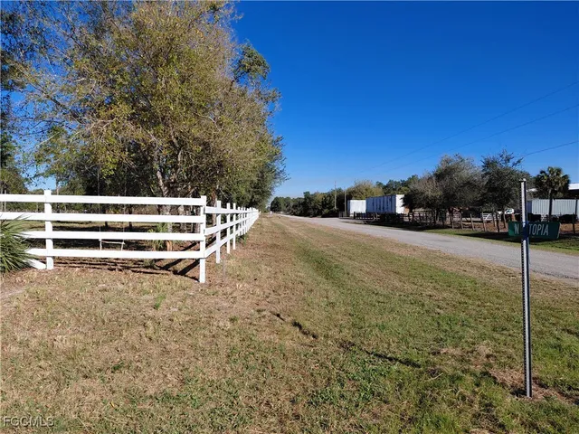 $90,000 | 621 Avenida Del Sur, Clewiston, FL 33440