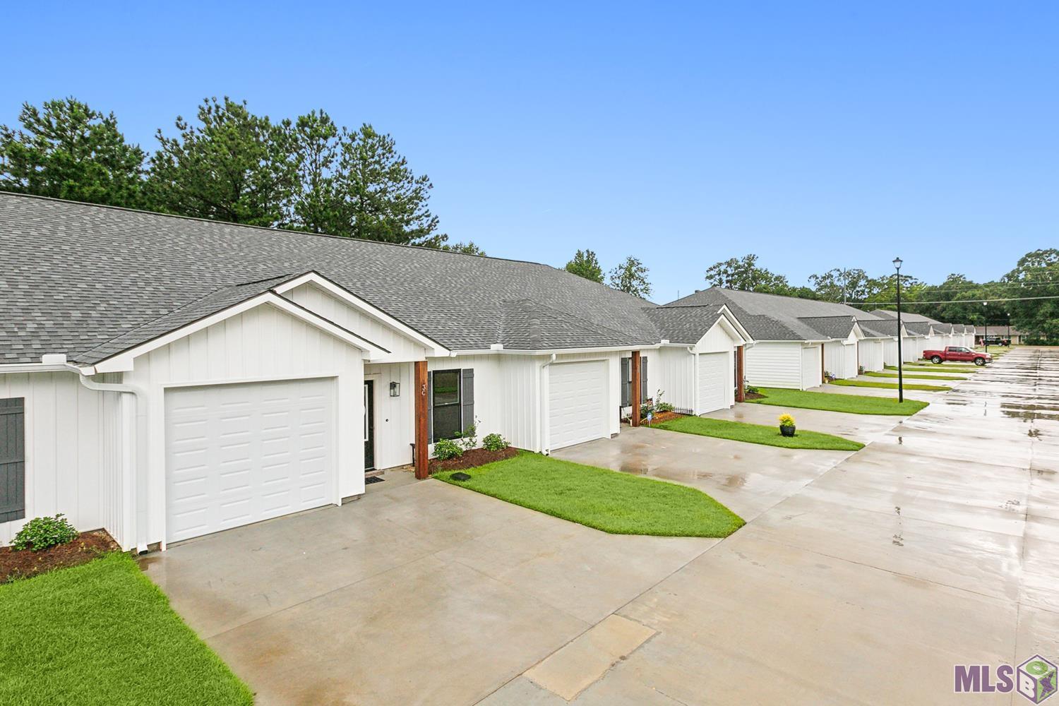 8739 Lockhart Road, Unit 3C Denham Springs, LA 70726 - Photo 2 of 13 Gallery Image 2