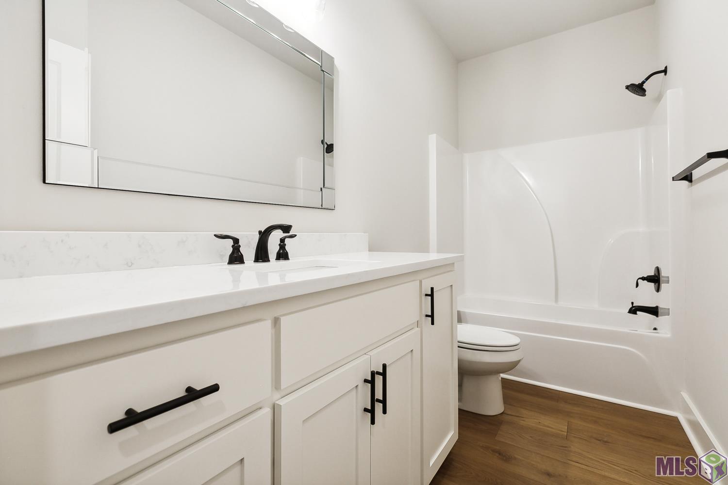 8739 Lockhart Road, Unit 3C Denham Springs, LA 70726 - Photo 8 of 13 Gallery Image 8