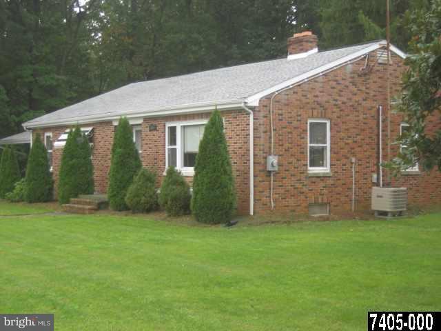 1441 Beck Mill Road Hanover, PA 17331 - Photo 2 of 13