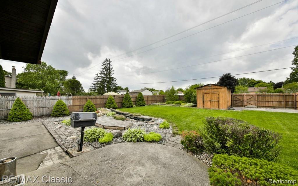 5979 Wedgewood Road Canton, MI 48187 - Photo 24 of 24 22-photo-web-1680x1050-351109.jpg