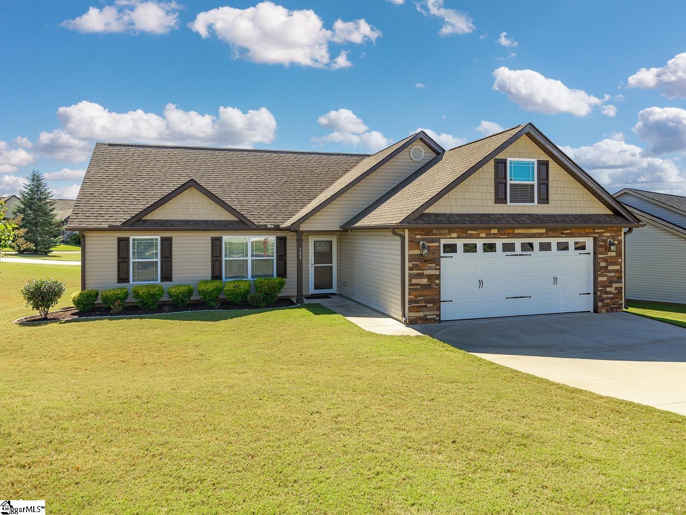 303 Gleaner Drive Inman, SC 29349 - Photo 1 of 35