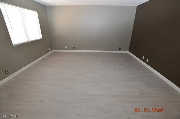 $1,000 | 4300 North Lamont Street, Unit 223, Las Vegas, NV 89115