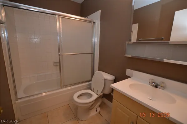 $1,000 | 4300 North Lamont Street, Unit 223, Las Vegas, NV 89115