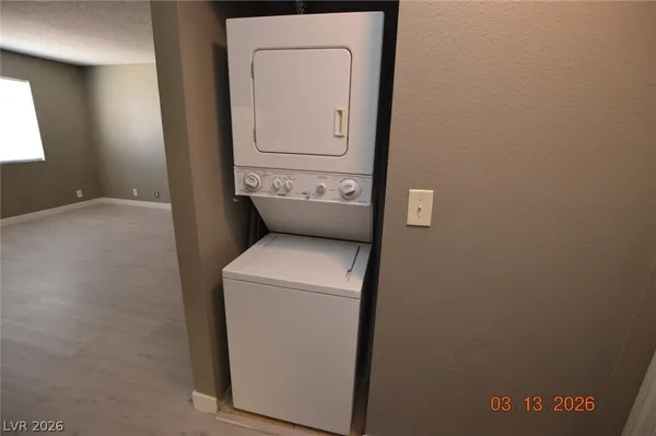 $1,000 | 4300 North Lamont Street, Unit 223, Las Vegas, NV 89115