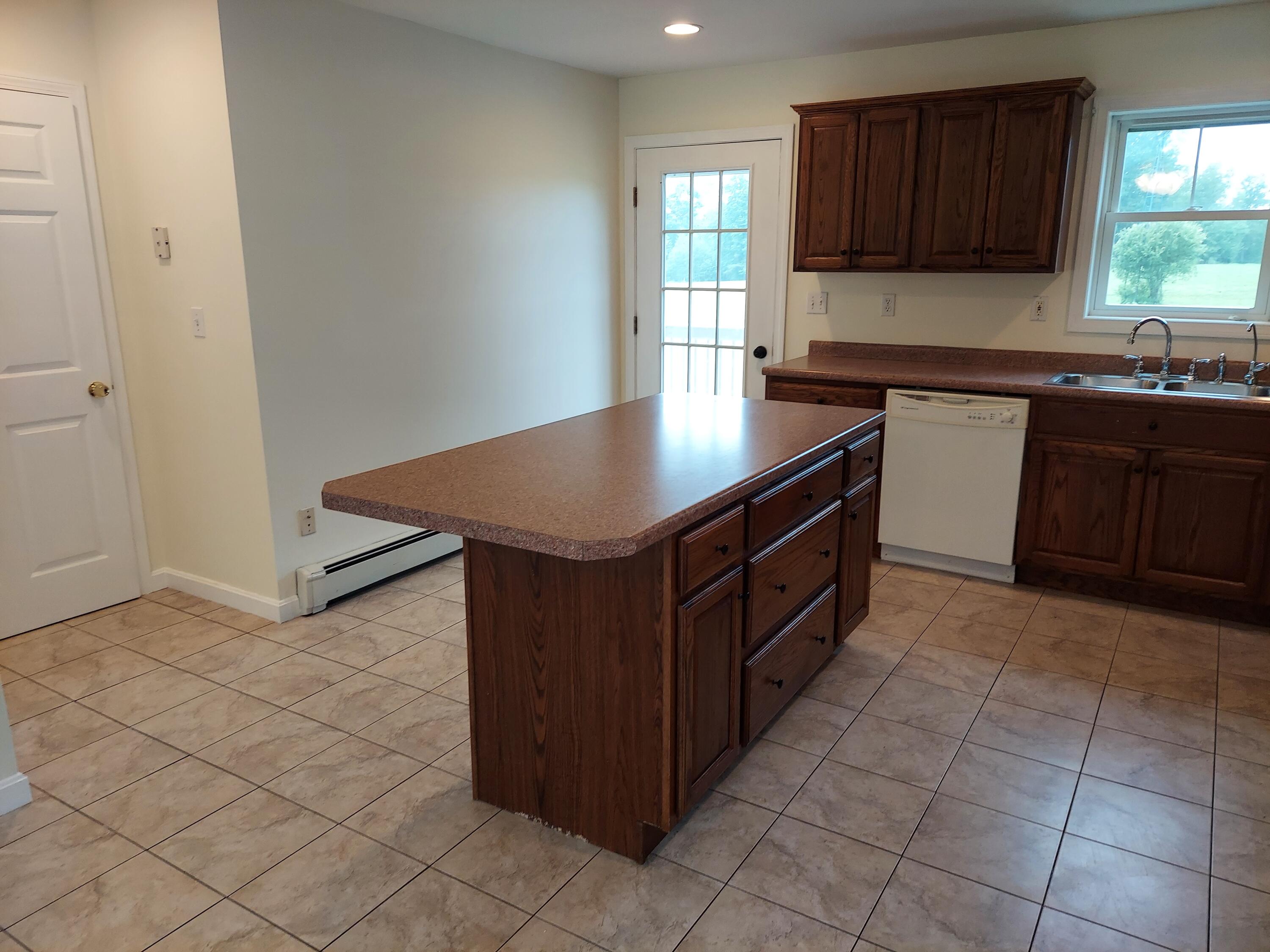 323 Christian Ridge Road Paris, ME 04281 - Photo 6 of 37 Troy kitchen4