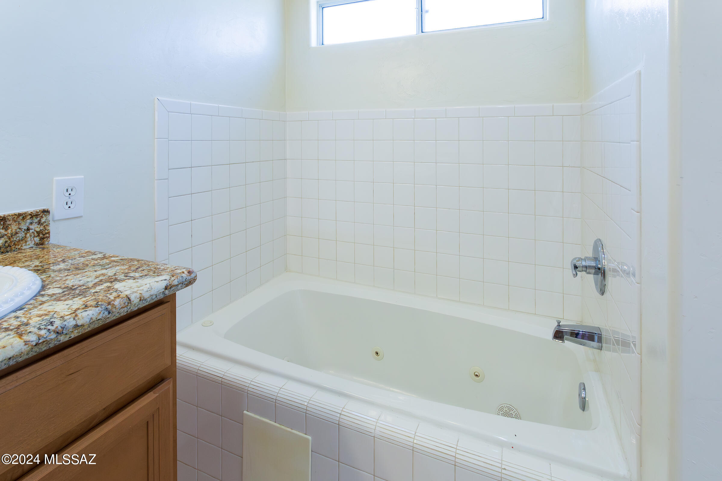 293 Paseo Mascota Rio Rico, AZ 85648 - Photo 21 of 34