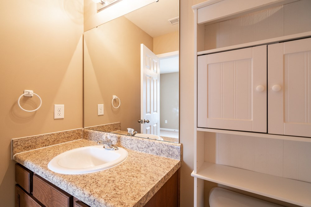 2007 Summerhouse Road Cary, NC 27519 - Photo 28 of 30 Bathroom 3