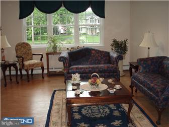 910 Rutledge Avenue Horsham, PA 19044 - Photo 3 of 12 Gallery Image 3
