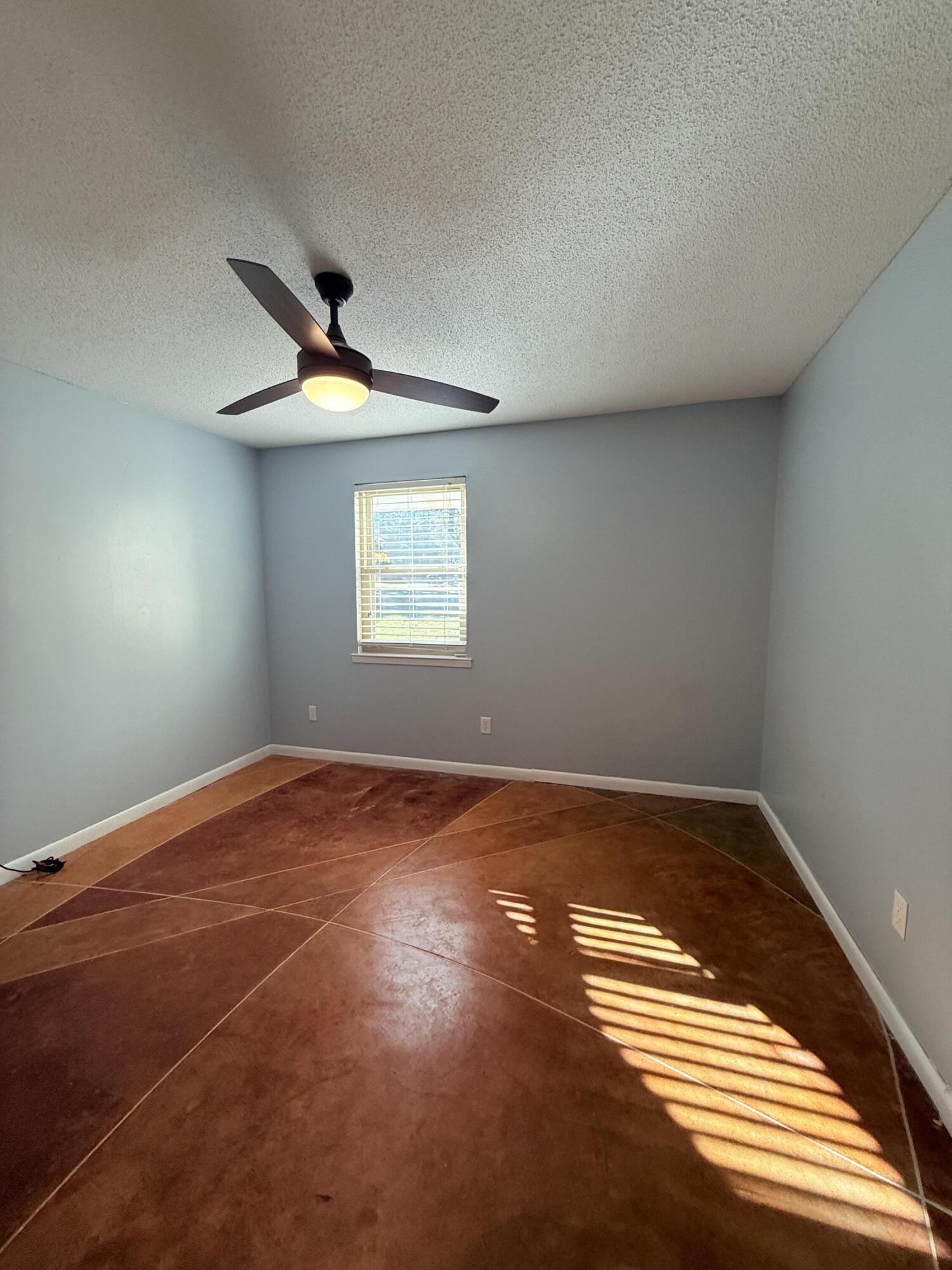 255 Ridge Lake Road Crestview, FL 32536 - Photo 21 of 39 a view of an empty room and window