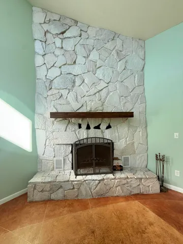 $2,400 | 255 Ridge Lake Road, Crestview, FL 32536