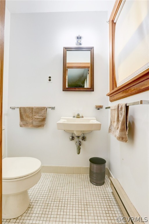 7401 Old Roxbury Road Quinton, VA 23141 - Photo 16 of 32 Half Bath in Bedroom 2