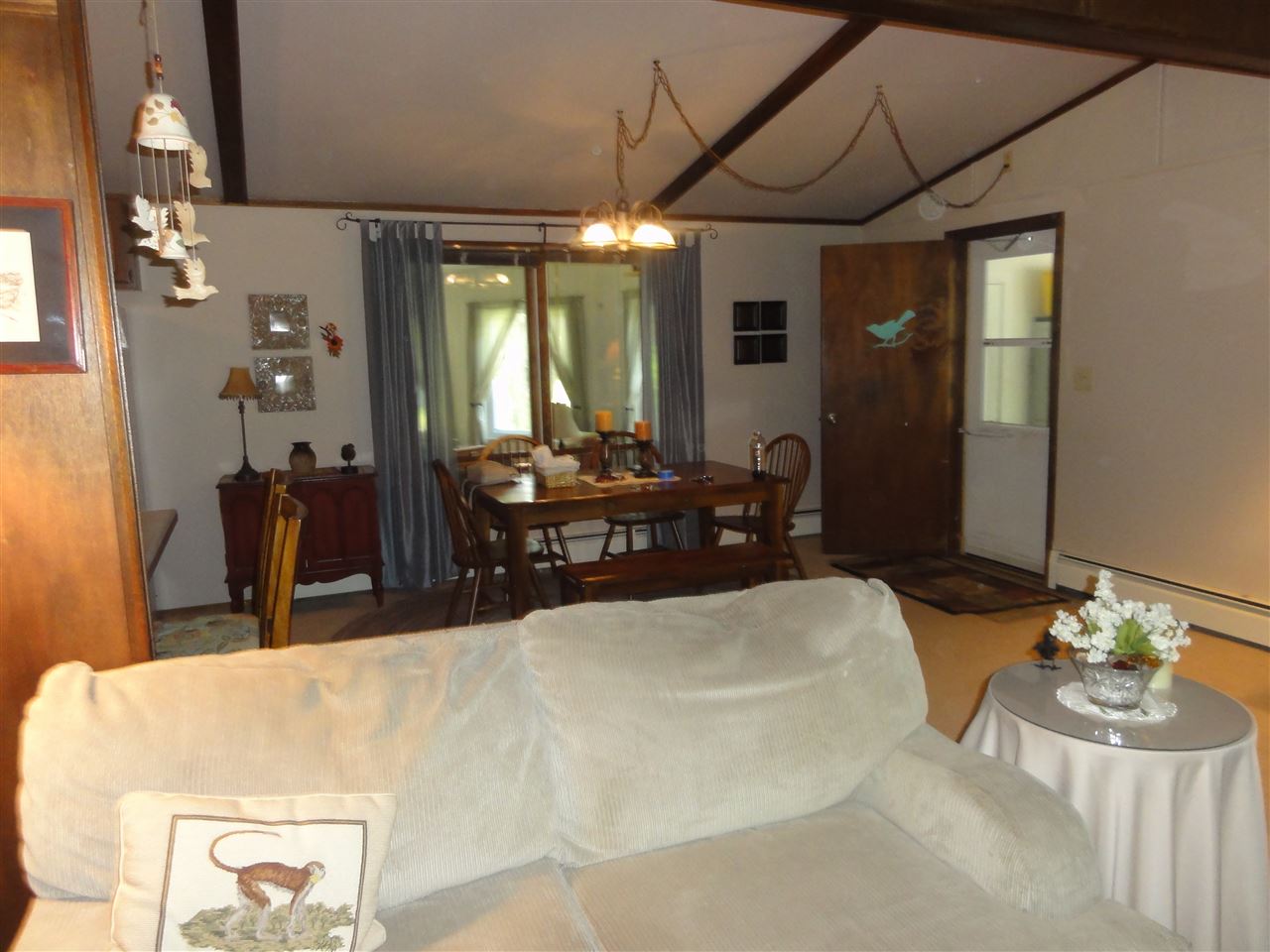 14913 Prairie Road Rockton, IL 61072 - Photo 9 of 19 a dining room with large window