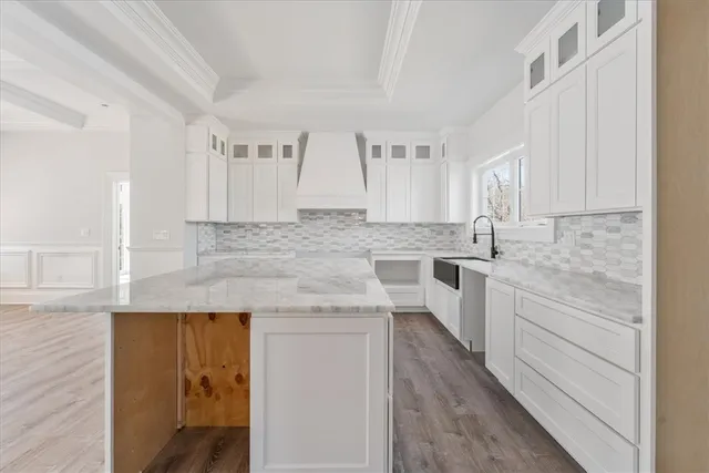 $2,290,000 | 61 Slope Avenue, South Kingstown, RI 02879