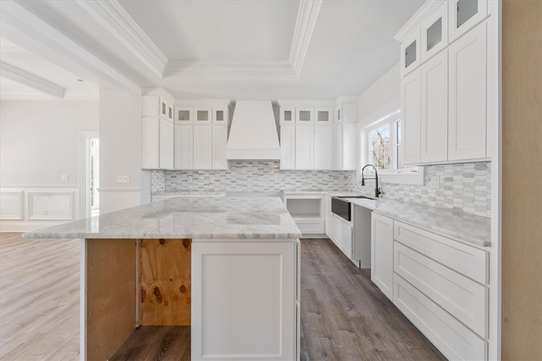 61 Slope Avenue South Kingstown, RI 02879 - Photo 12 of 48