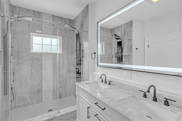 $2,290,000 | 61 Slope Avenue, South Kingstown, RI 02879