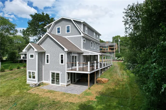 $2,290,000 | 61 Slope Avenue, South Kingstown, RI 02879