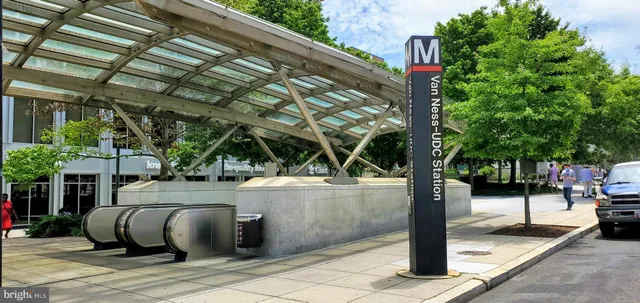 $425,000 | 3883 Connecticut Avenue Northwest, Unit 303, Washington, DC 20008