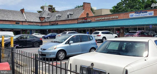 $425,000 | 3883 Connecticut Avenue Northwest, Unit 303, Washington, DC 20008