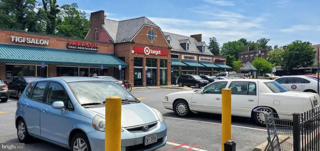 $425,000 | 3883 Connecticut Avenue Northwest, Unit 303, Washington, DC 20008