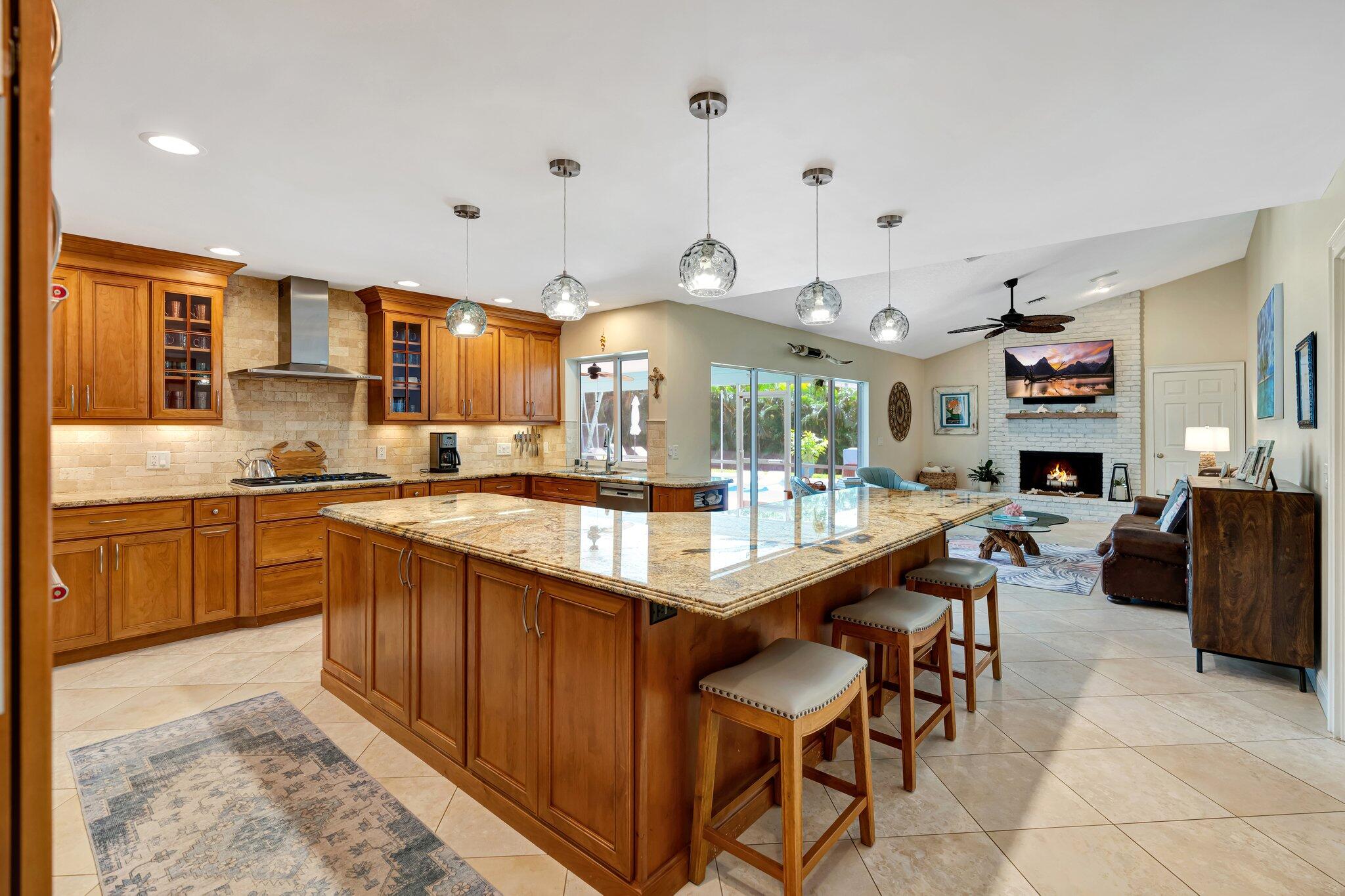 19570 Trails End Terrace Jupiter, FL 33458 - Photo 16 of 60 Kitchen