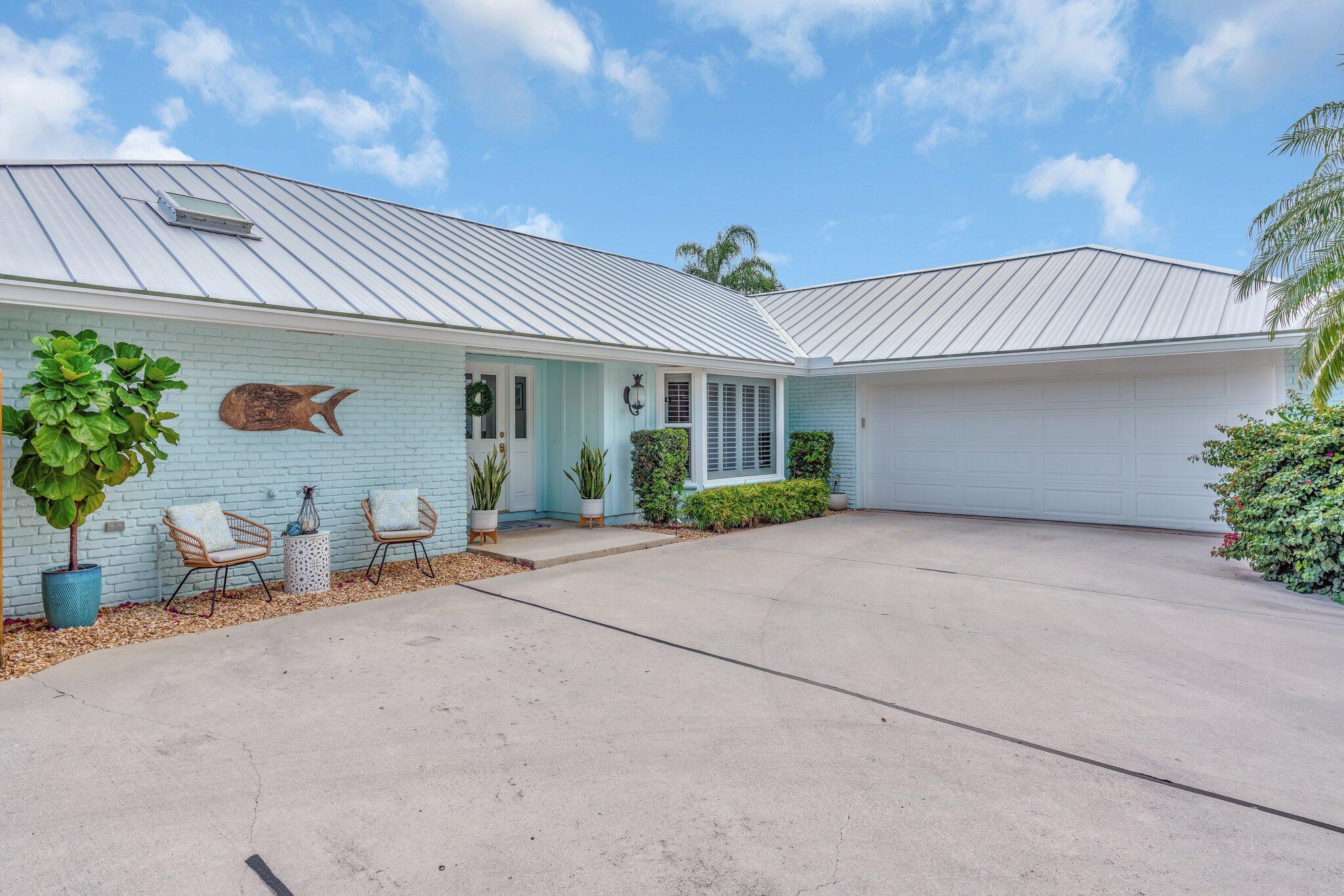 19570 Trails End Terrace Jupiter, FL 33458 - Photo 3 of 60 Front
