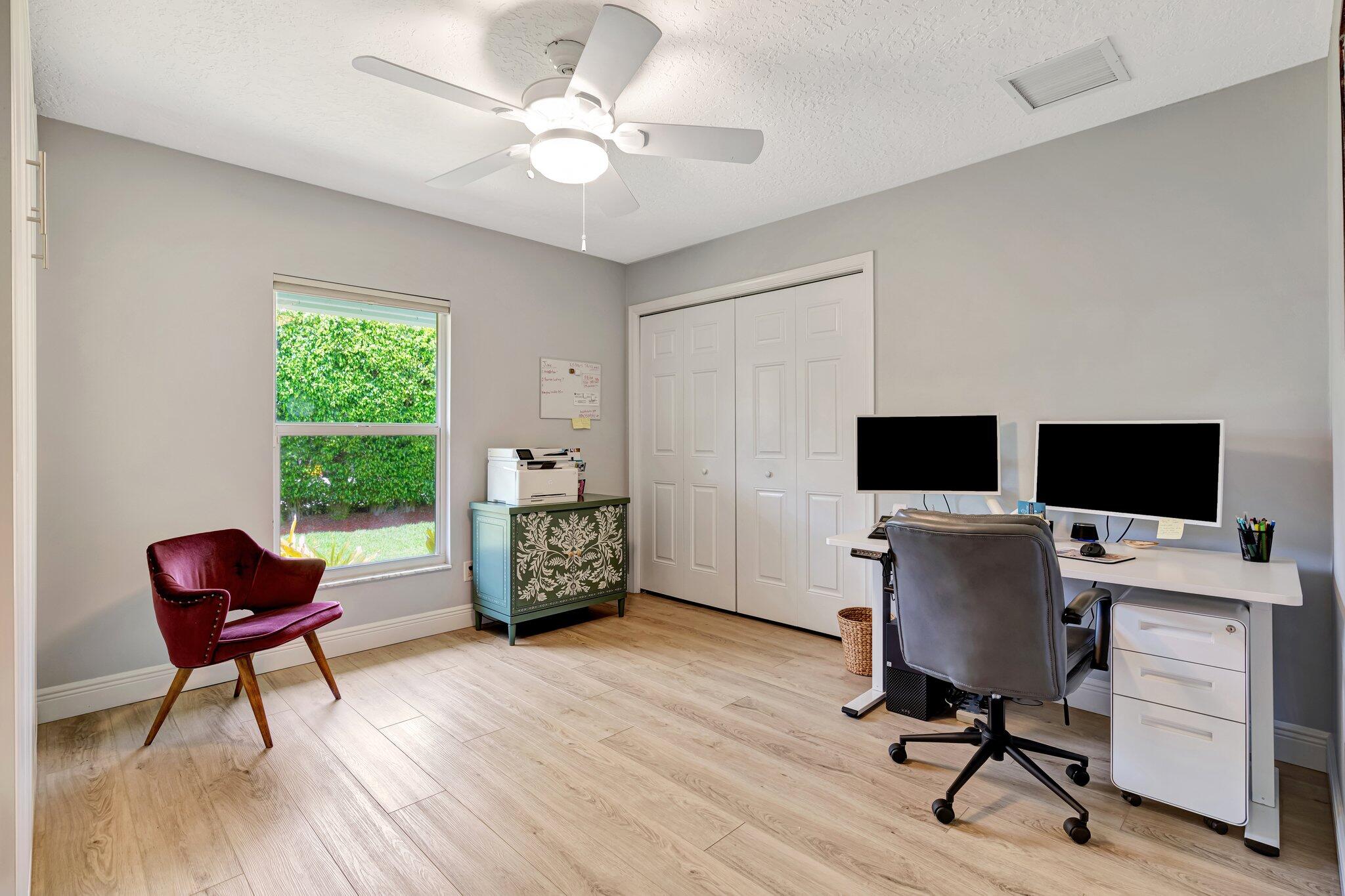 19570 Trails End Terrace Jupiter, FL 33458 - Photo 31 of 60 4th Bedroom (Queen Murphy bed)