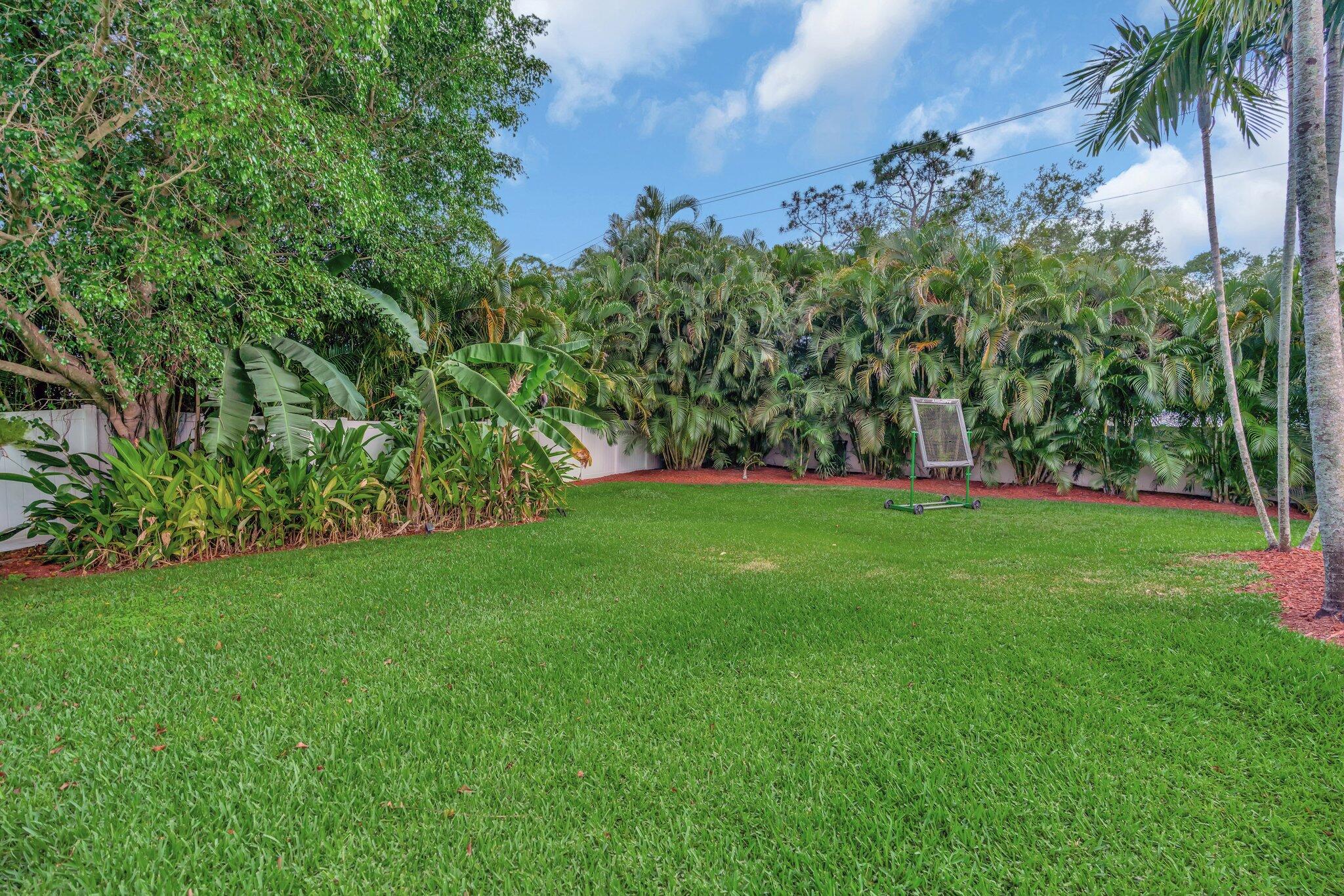 19570 Trails End Terrace Jupiter, FL 33458 - Photo 45 of 60 Backyard