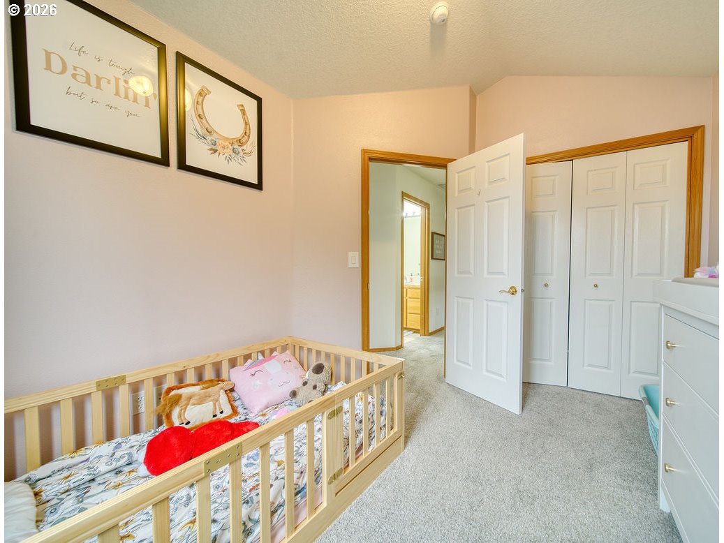 34672 Cascade Street St. Helens, OR 97051 - Photo 26 of 42 a view of an entryway