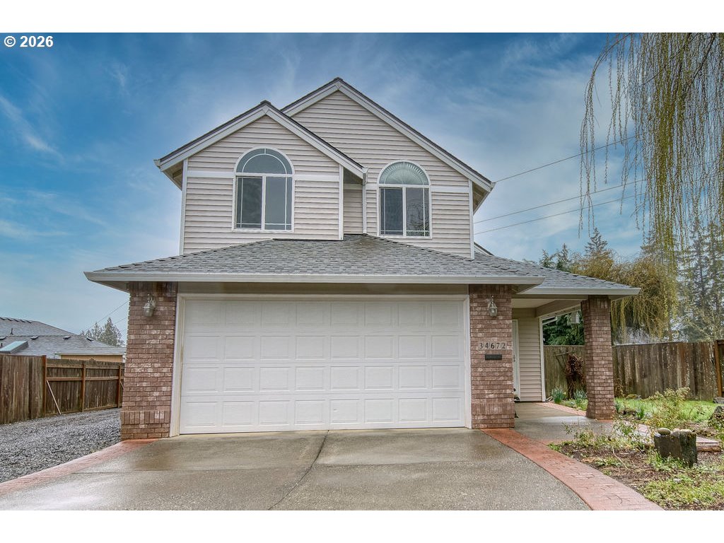 34672 Cascade Street St. Helens, OR 97051 - Photo 4 of 42 a house view with a outdoor space