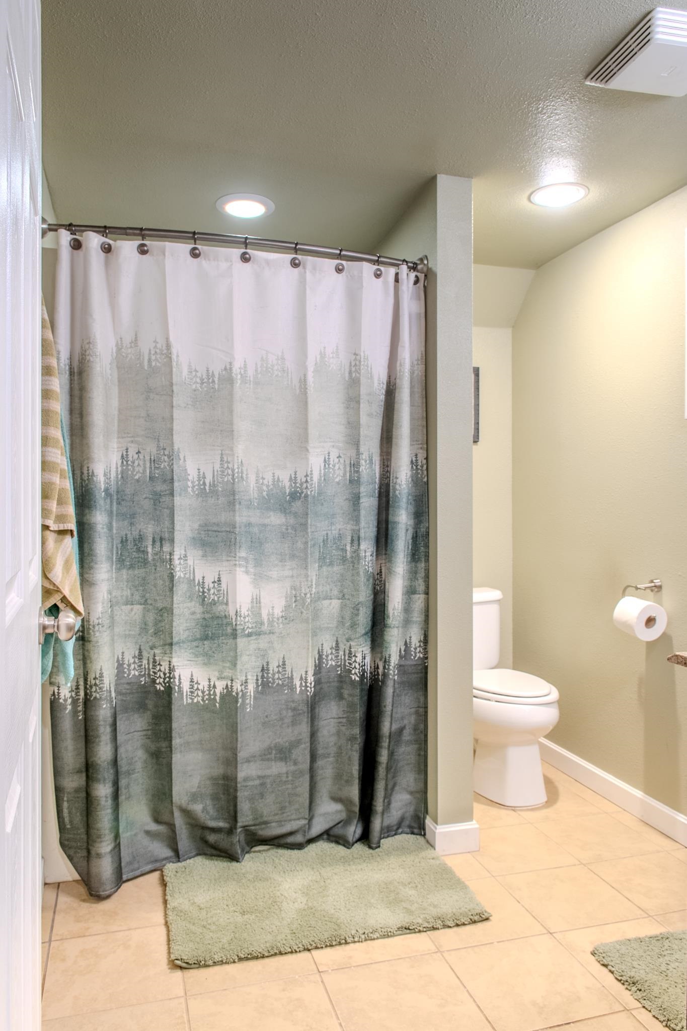 2319 South Sunrise Road Spokane Valley, WA 99206 - Photo 21 of 35 Gallery Image 21