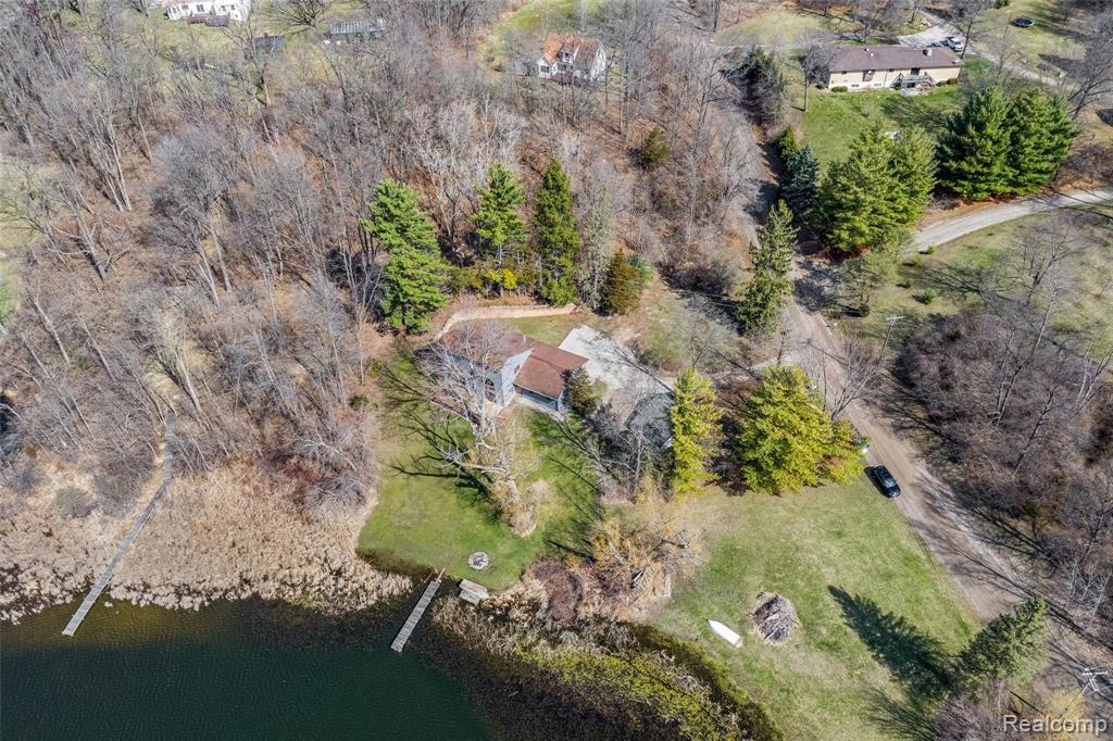 4100 Pardee Lake Road Howell, MI 48843 - Photo 31 of 35
