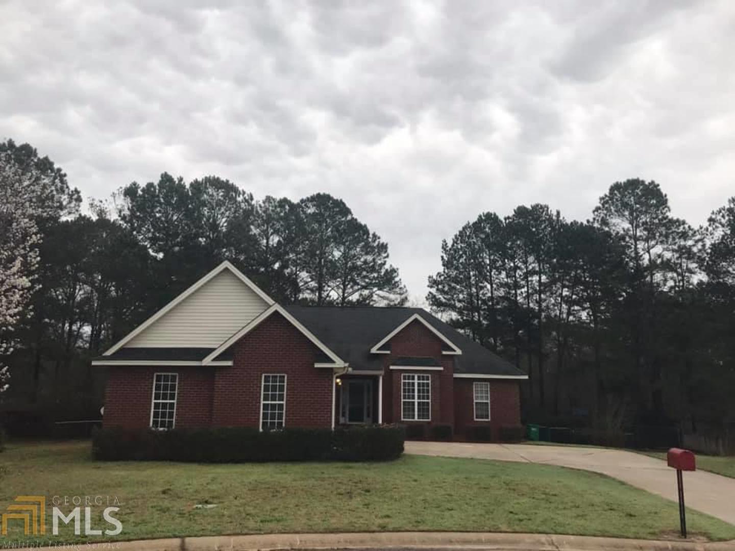 304 Christopher Luke Circle Perry, GA 31069 - Photo 1 of 1 Gallery Image 1