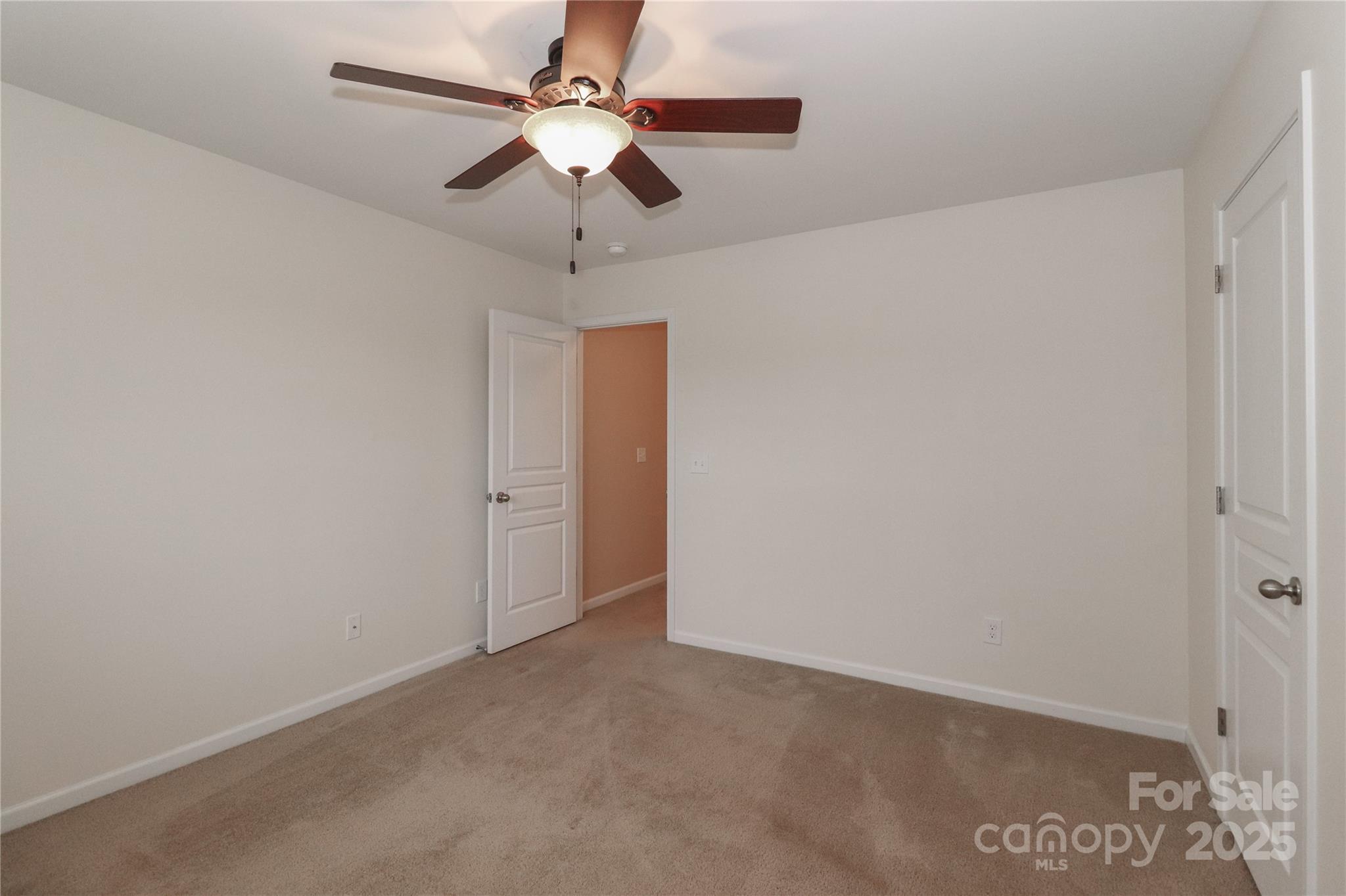 201 Waterlynn Ridge Road, Unit E Mooresville, NC 28117 - Photo 33 of 48 Gallery Image 33
