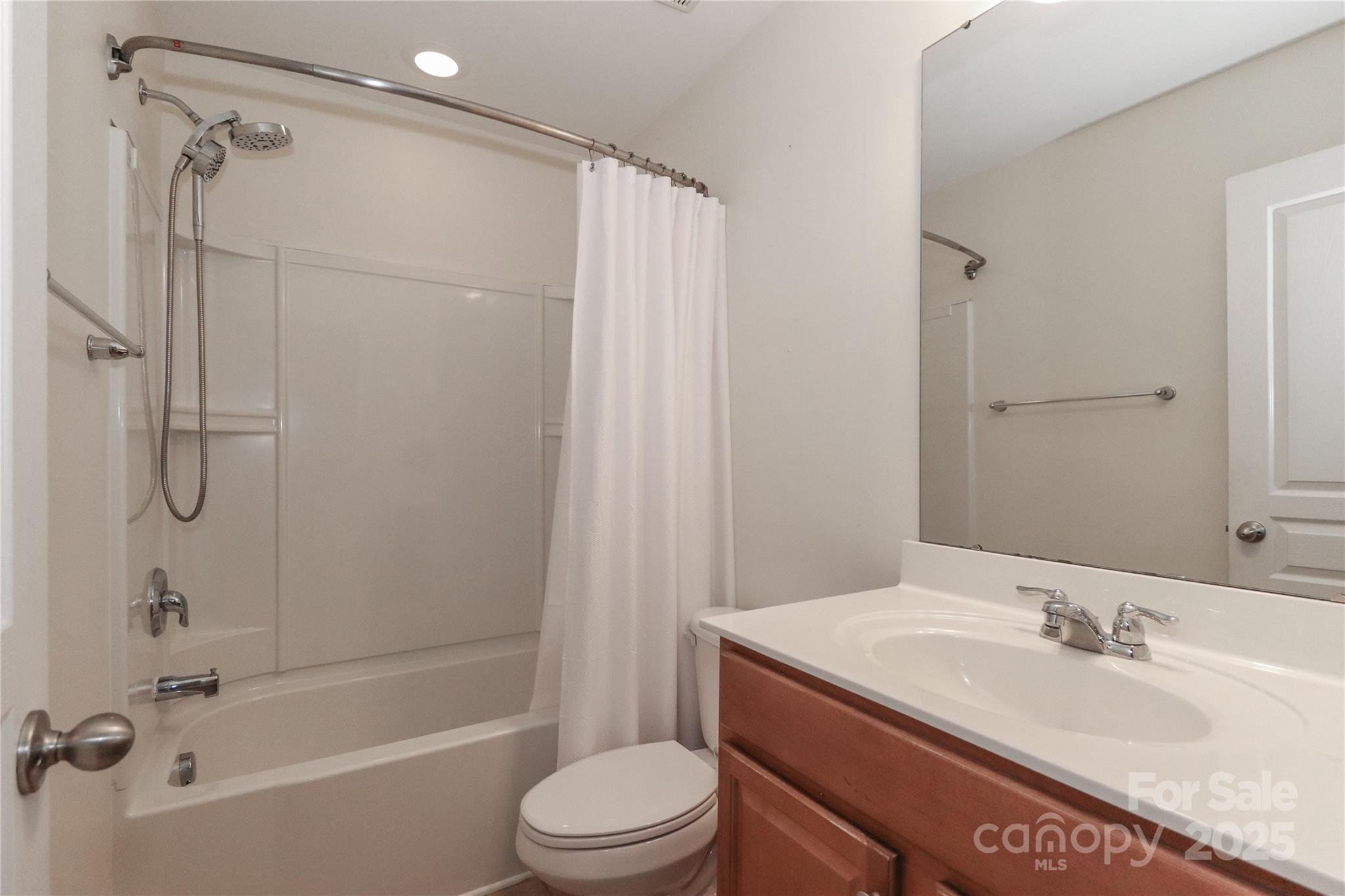 201 Waterlynn Ridge Road, Unit E Mooresville, NC 28117 - Photo 34 of 48 Gallery Image 34