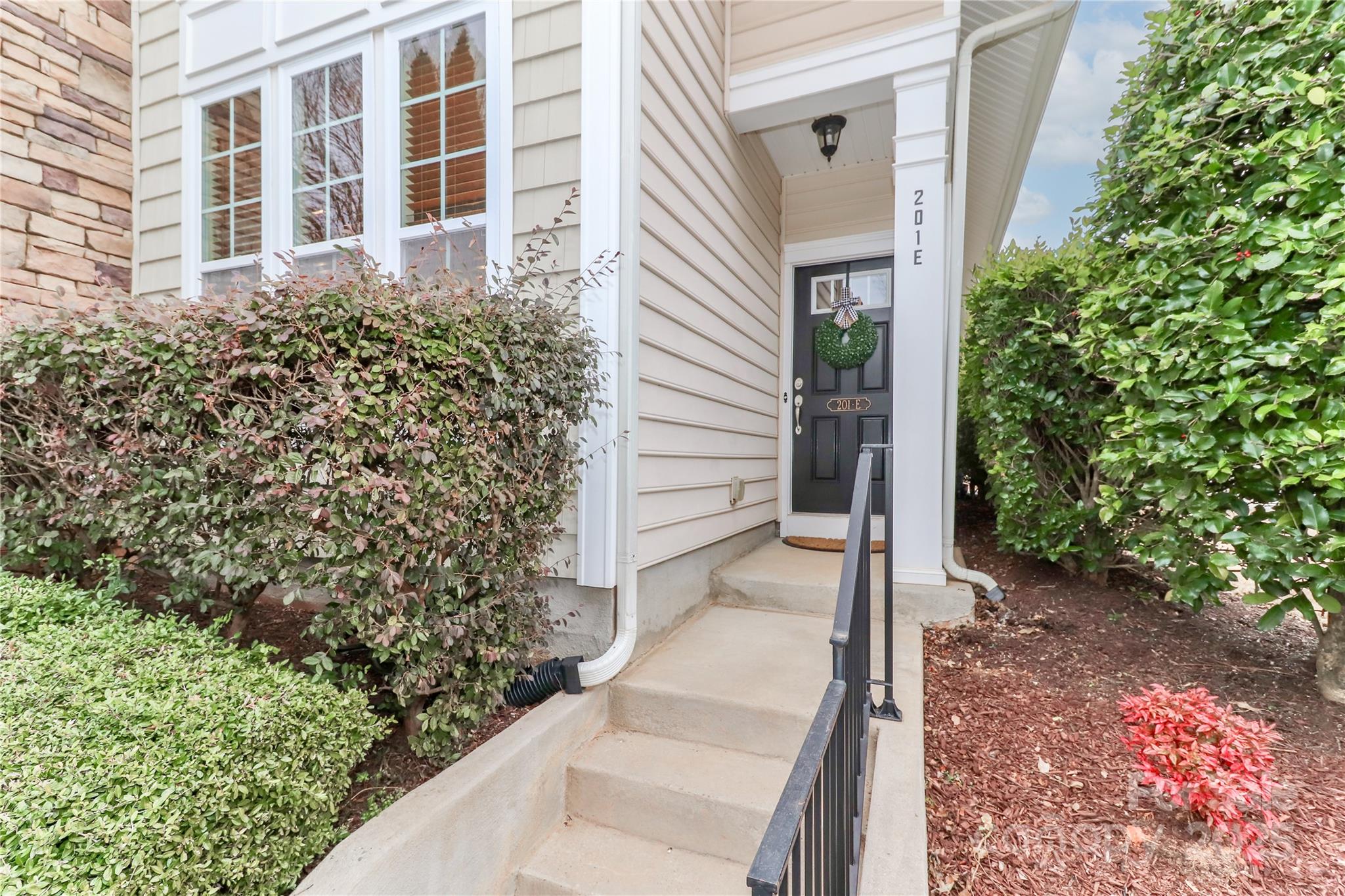 201 Waterlynn Ridge Road, Unit E Mooresville, NC 28117 - Photo 4 of 48 Gallery Image 4