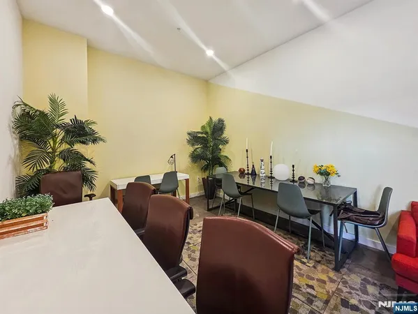 $2,700 | 1 Flagship Street, Unit 319, Bayonne, NJ 07002