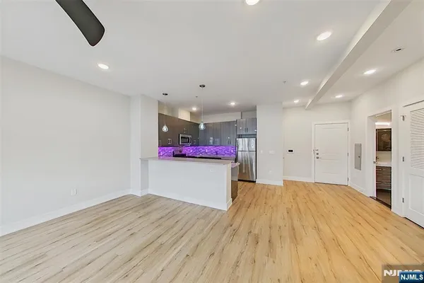 $2,700 | 1 Flagship Street, Unit 319, Bayonne, NJ 07002