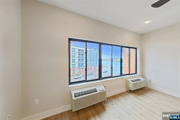 $2,700 | 1 Flagship Street, Unit 319, Bayonne, NJ 07002