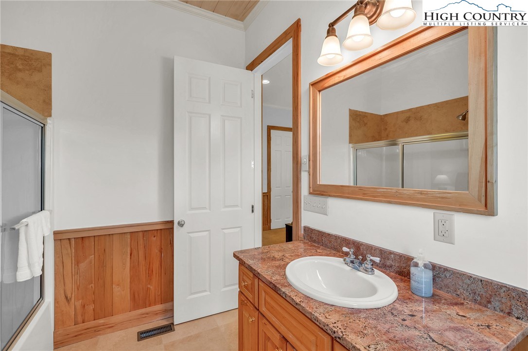 933 Thunder Ridge Lane Lenoir, NC 28645 - Photo 32 of 45