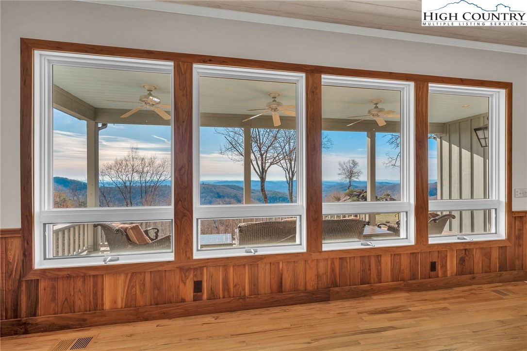 933 Thunder Ridge Lane Lenoir, NC 28645 - Photo 5 of 45