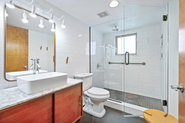 $375,000 | 209 40th Street, Unit 3B, Union City, NJ 07087