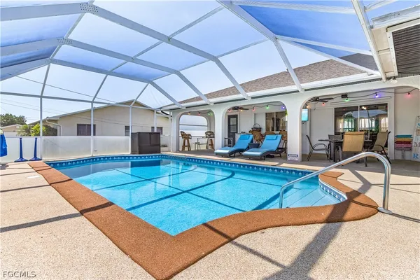 $3,500 | 428 Southwest 37th Street, Cape Coral, FL 33914