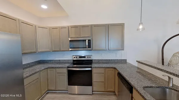 $1,800 | 148 Lincoln Pl Circle, Leland, NC 28451